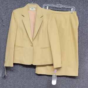 Vintage Domino Light Tan Jacket & Skirt Set Size 10 Lined Glorasuede Style 524